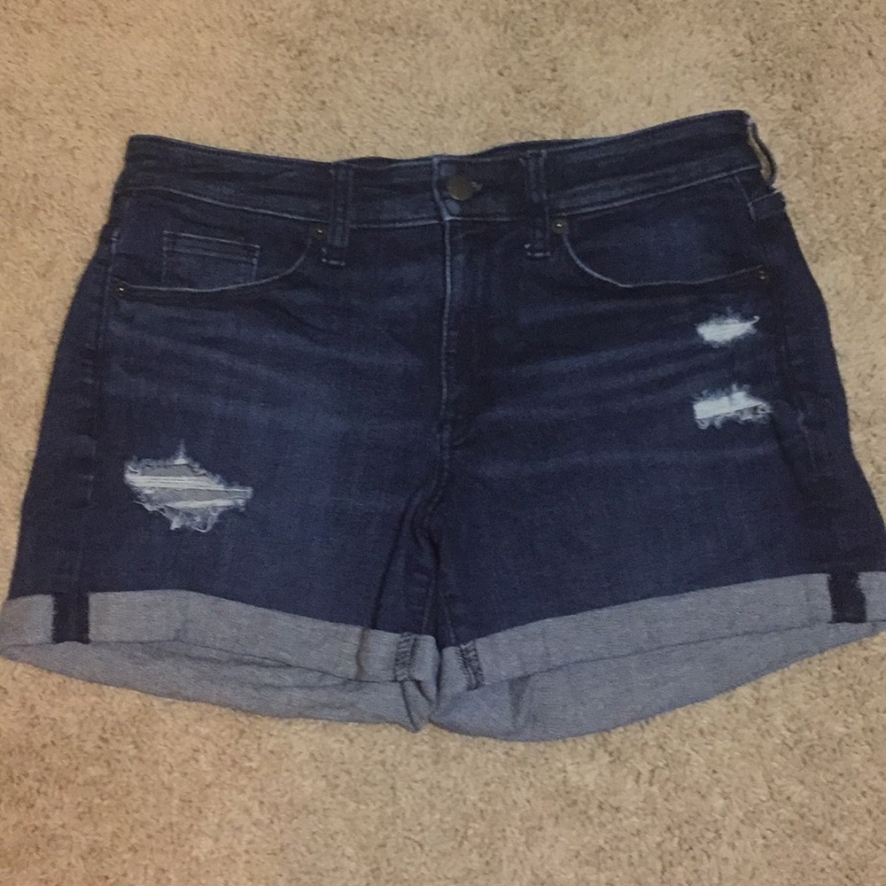 Universal Thread Ripped Shorts!
